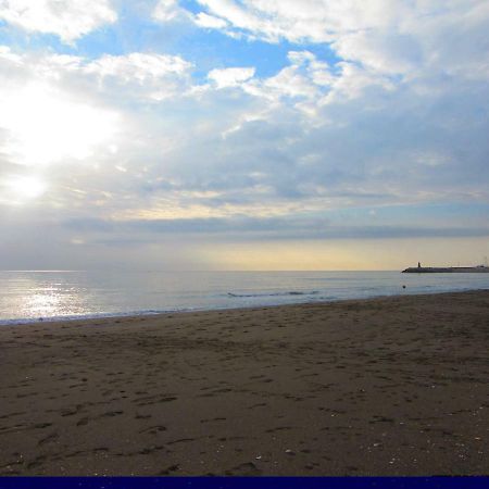 Carihuela Beach ตอร์เรโมลิโนส ภายนอก รูปภาพ
